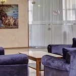 Continental Hotell 4*