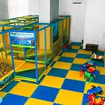 Хотел континентал