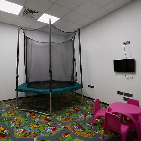 酒店 Continental 4*