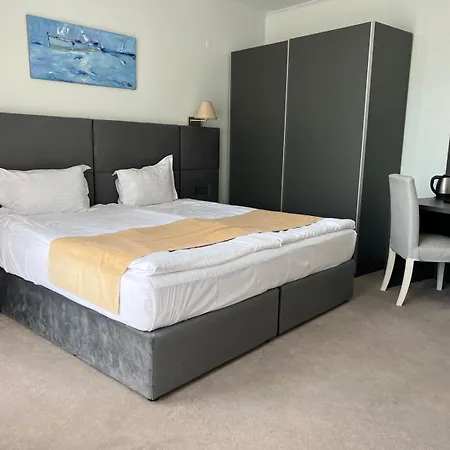 Готель Continental 4*
