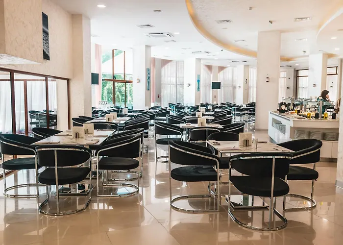 호텔 Continental 골든샌드